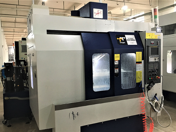 克瑞斯特四軸加工中心東昱精機 克瑞斯特四軸加工中心東昱精機